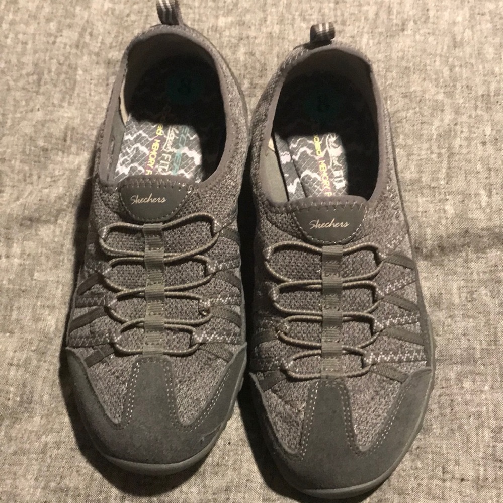 Sketchers memory foam sneakers